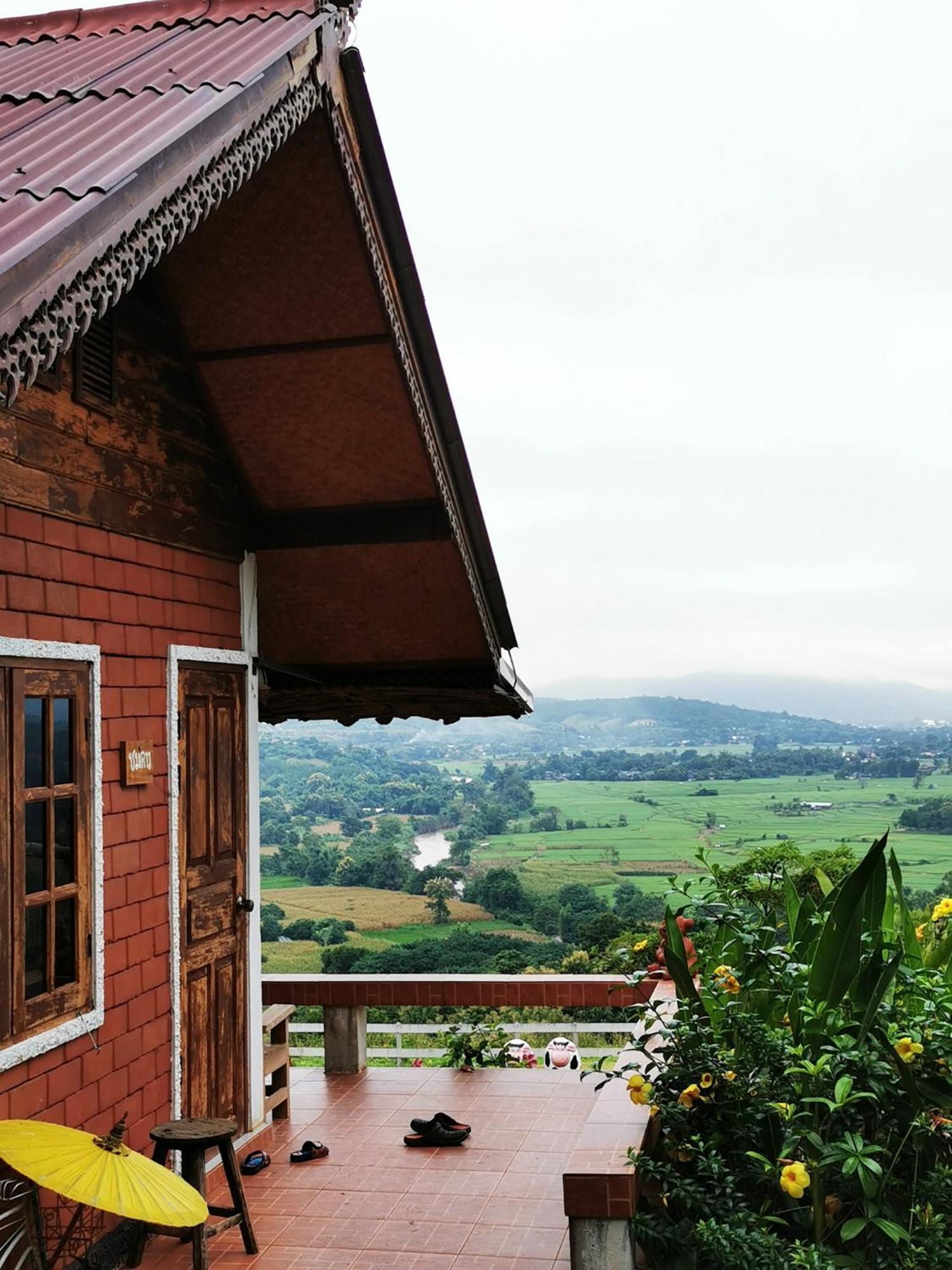 มนต์เมืองแจ่ม Hotell Mae Chaem Eksteriør bilde