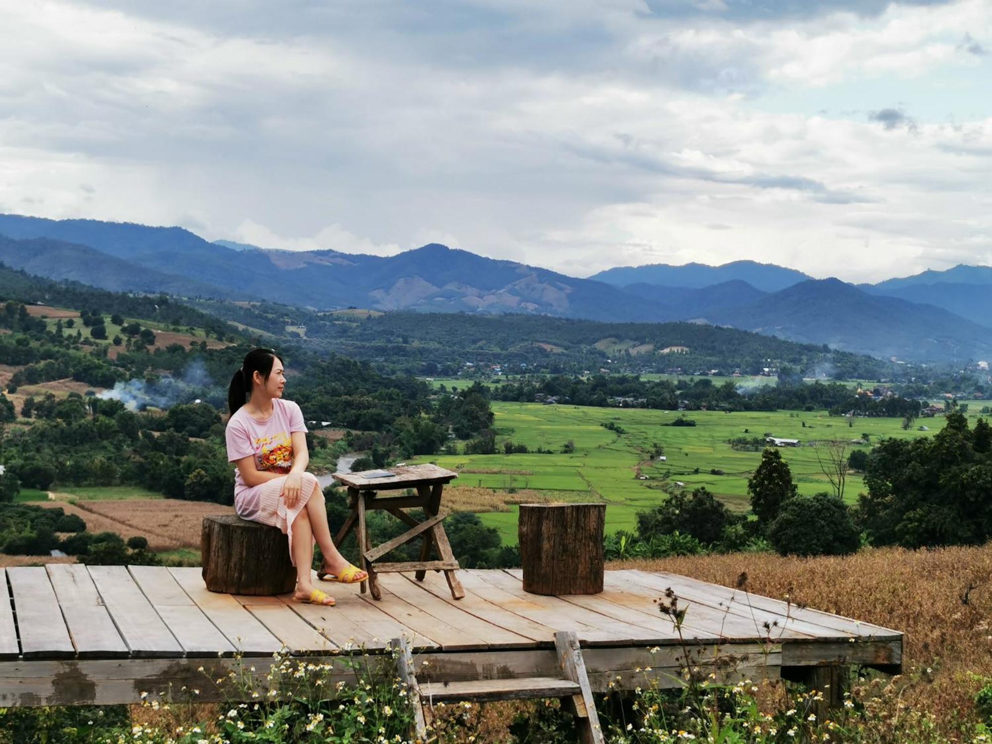 มนต์เมืองแจ่ม Hotell Mae Chaem Eksteriør bilde