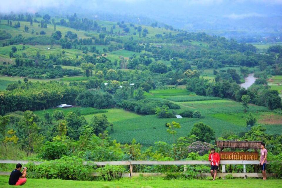 มนต์เมืองแจ่ม Hotell Mae Chaem Eksteriør bilde