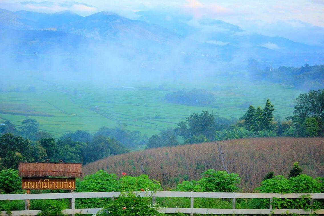 มนต์เมืองแจ่ม Hotell Mae Chaem Eksteriør bilde