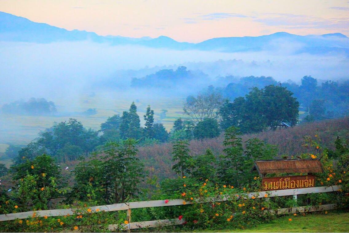 มนต์เมืองแจ่ม Hotell Mae Chaem Eksteriør bilde